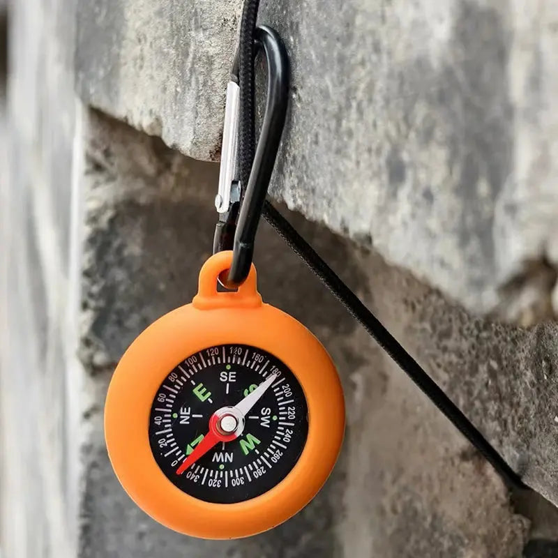 1/5 Pack Survival Compass with Carabiner Clip, Silicone Field Compass, Ideal for Camping and Outdoor Exploration Survivall